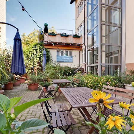 Pensionsieben Das Andere Hotel Лёррах Экстерьер фото