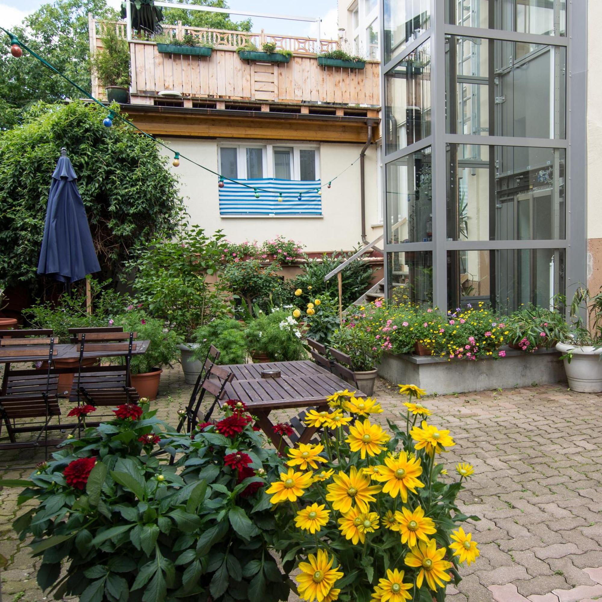 Pensionsieben Das Andere Hotel Лёррах Экстерьер фото