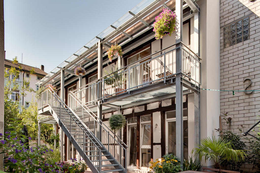 Pensionsieben Das Andere Hotel Лёррах Экстерьер фото