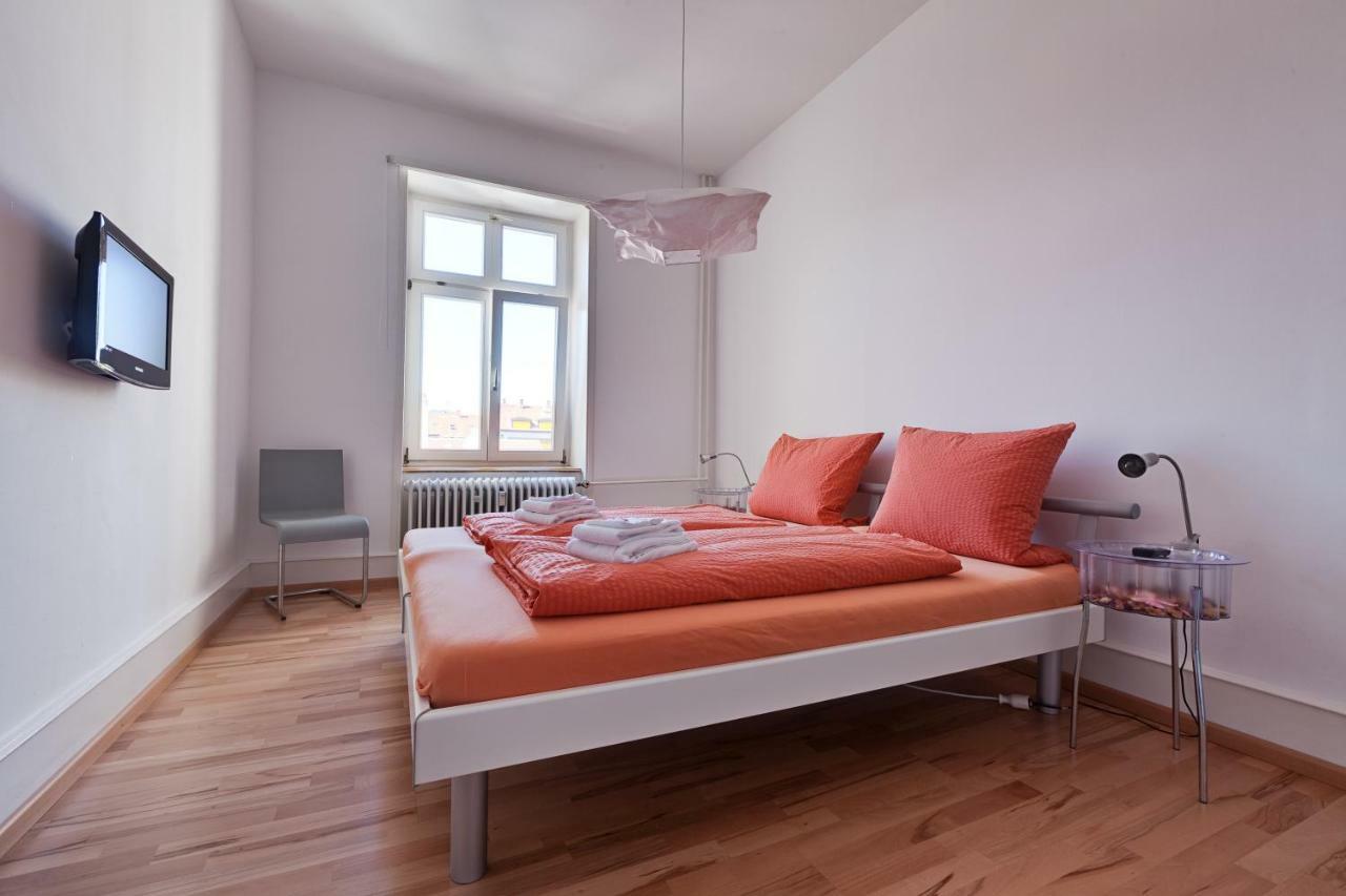 Pensionsieben Das Andere Hotel Лёррах Экстерьер фото